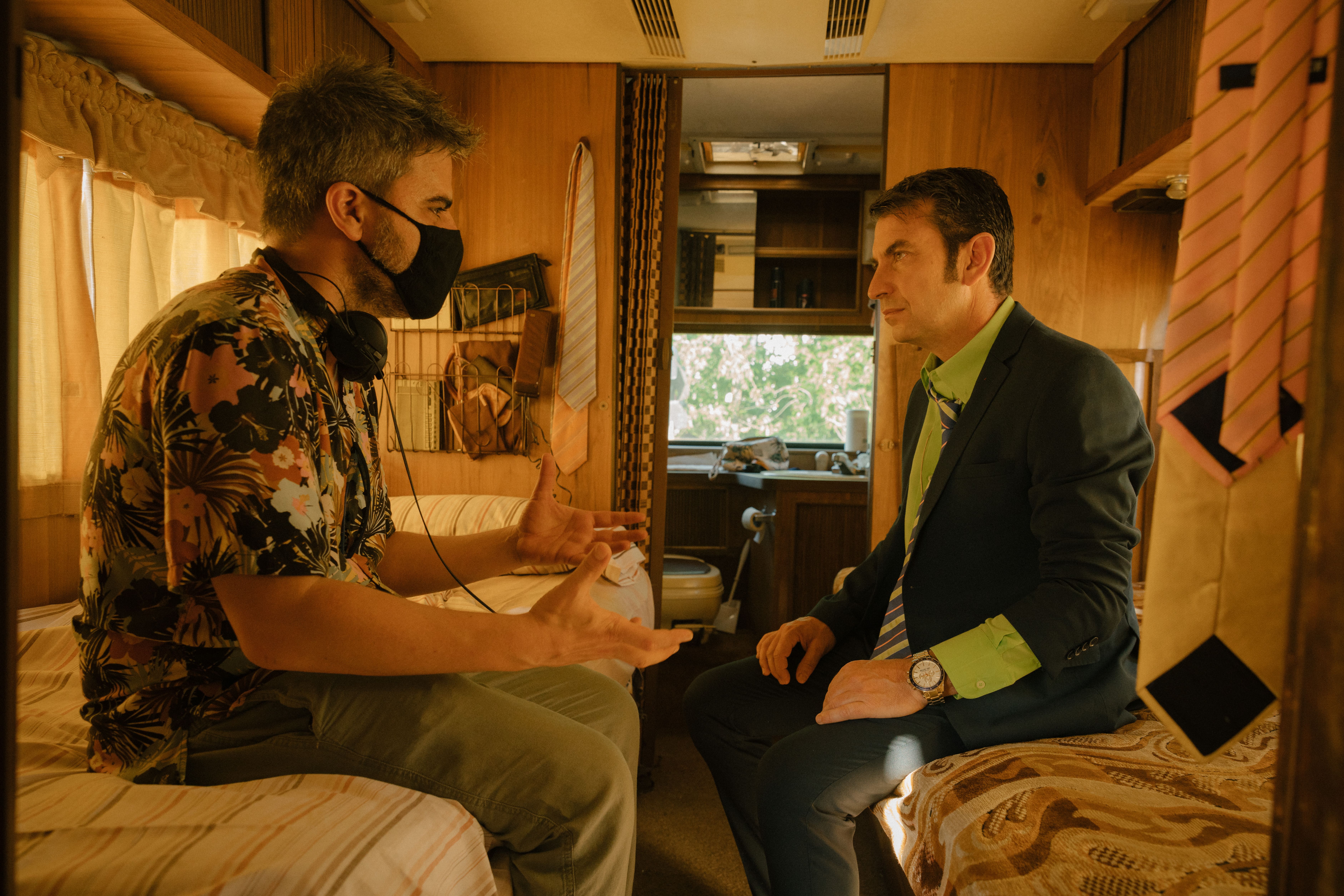 camera_café_ernesto_sevilla_arturo_vals_cine_