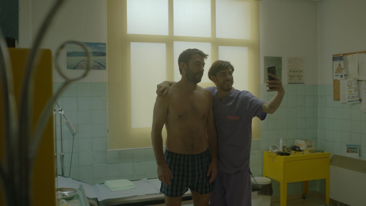 Dos_anos_y_un_dia_torrebejano_botet_arturo_valls_serie_tv_cartel_atresmedia_